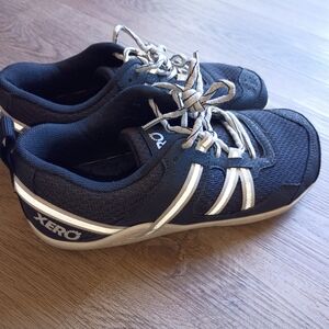 Women's Black Athletic Shoes